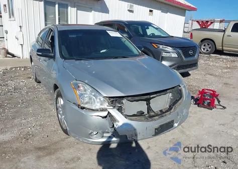 2010 Nissan Altima 2.5 S из США, поврежденный, VIN 1N4AL2AP7AN559610